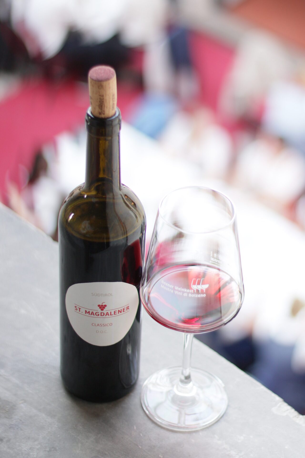 Como servir vinho à temperatura certa em casa ou no restaurante